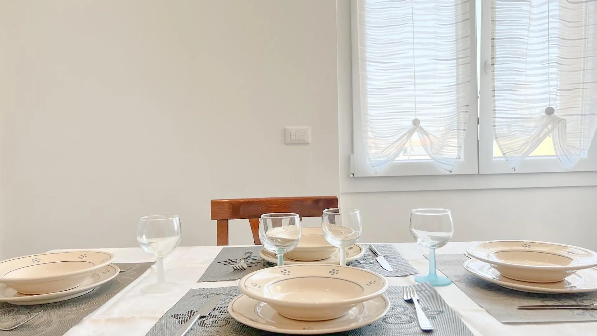 Don Pedro Beach House Savone